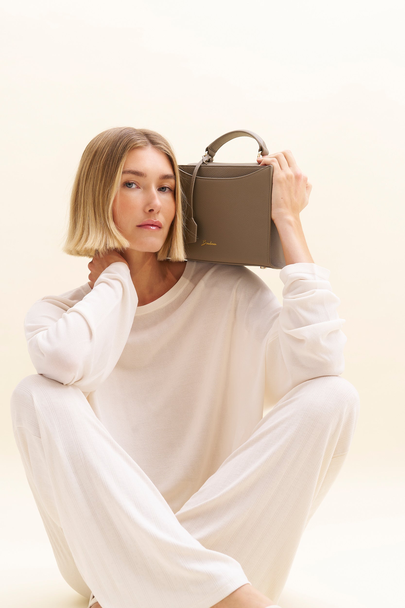 Alba - Taupe