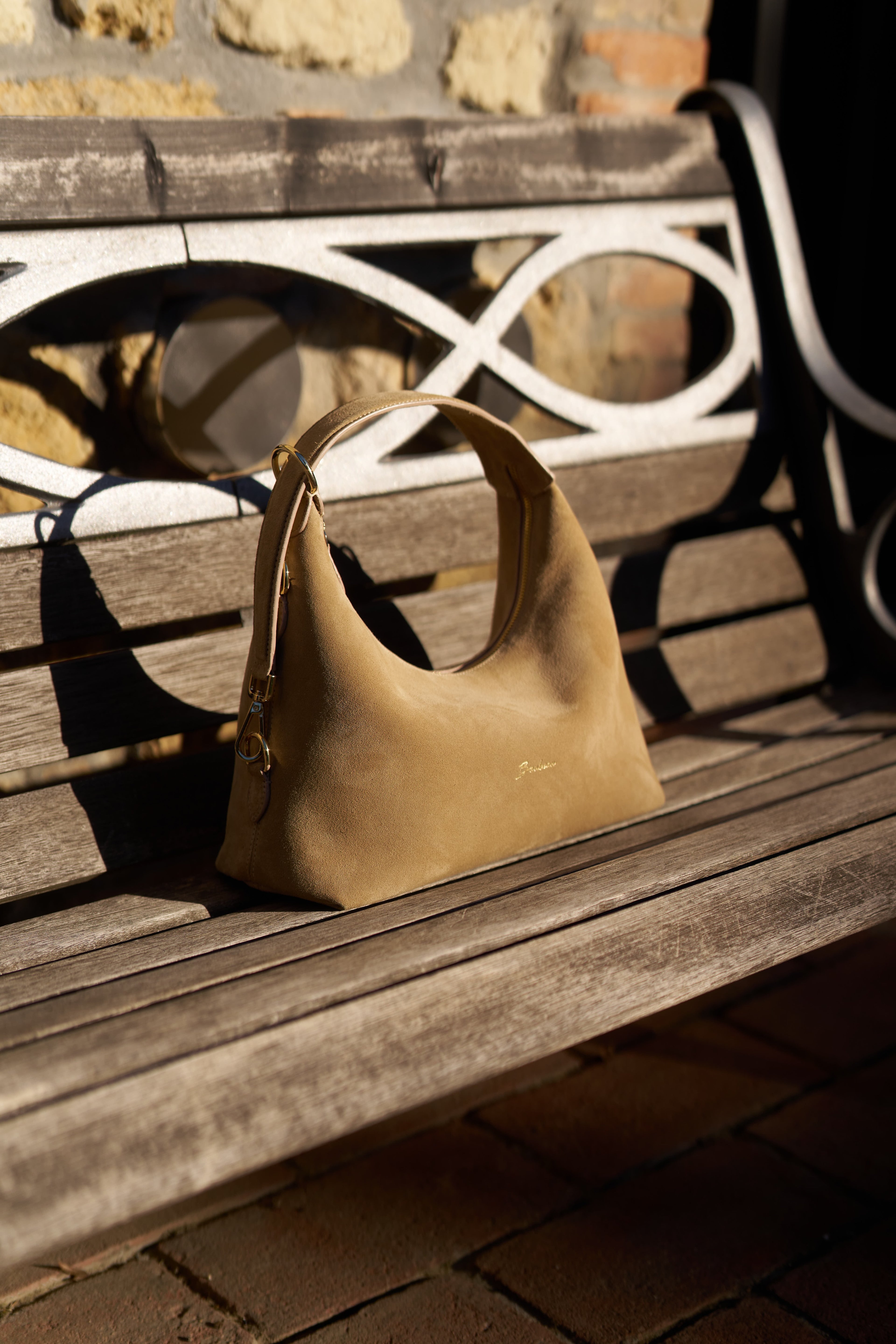 Lafayette Medium - Daim Dune